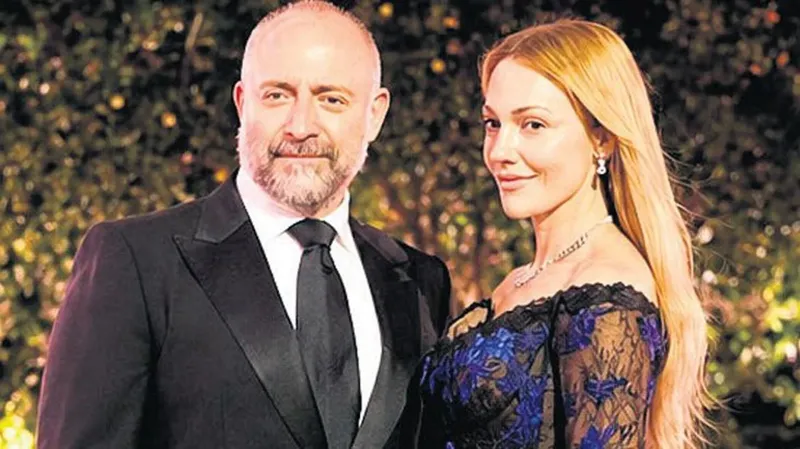 Halit Ergenç ve Meryem Uzerli 15 Yıl Sonra Kırmızı Halıda Buluştu