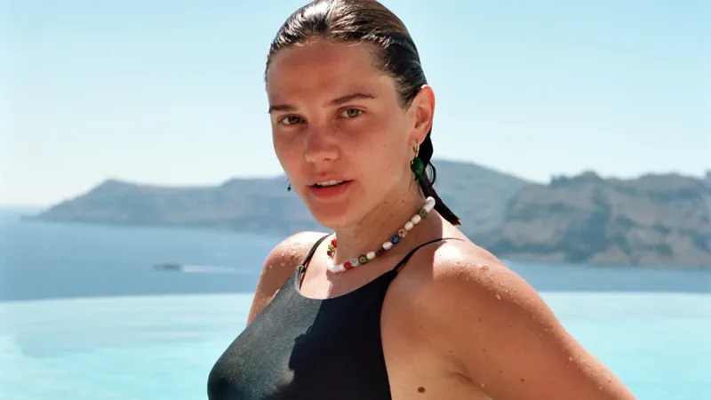 Alina Boz’un Büyüyen Karnı Dikkat Çekti! Anne Olmak İçin Gün Sayıyor